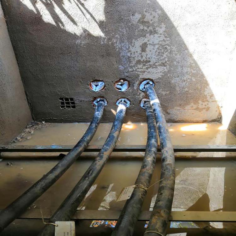 1 (4)